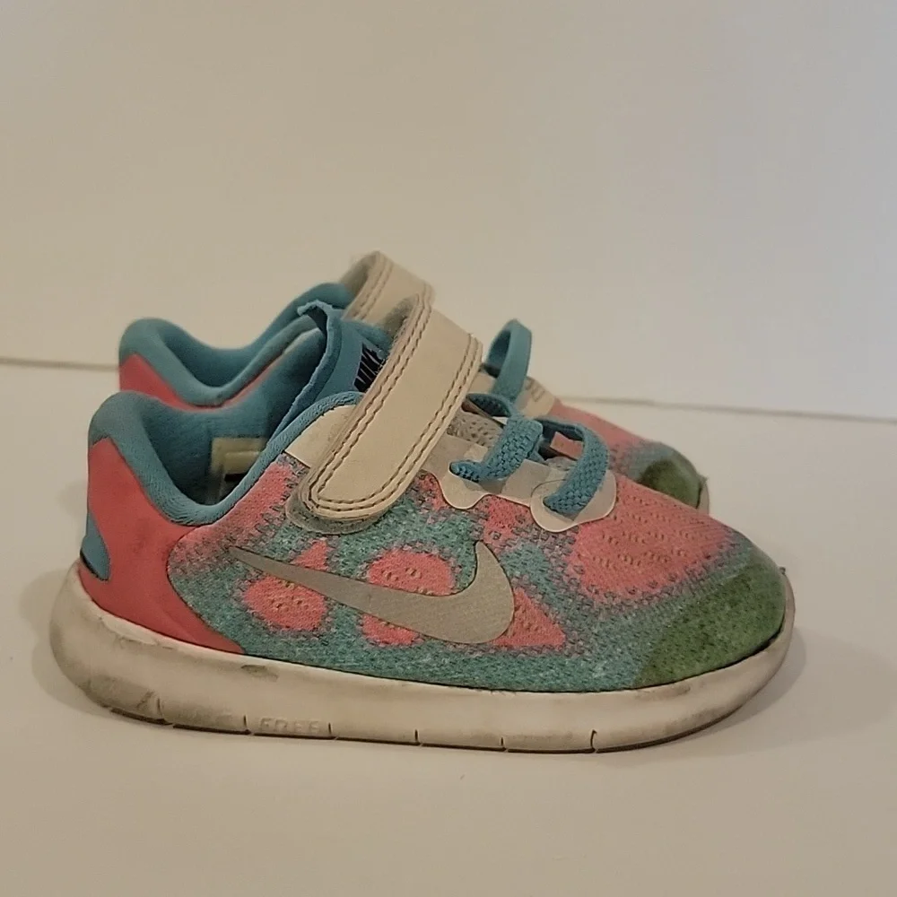 Nike free size 7c rainbow UK 6.5 girls sneakers shoe nike girls